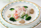 タラバ蟹肉と野菜クリーム煮